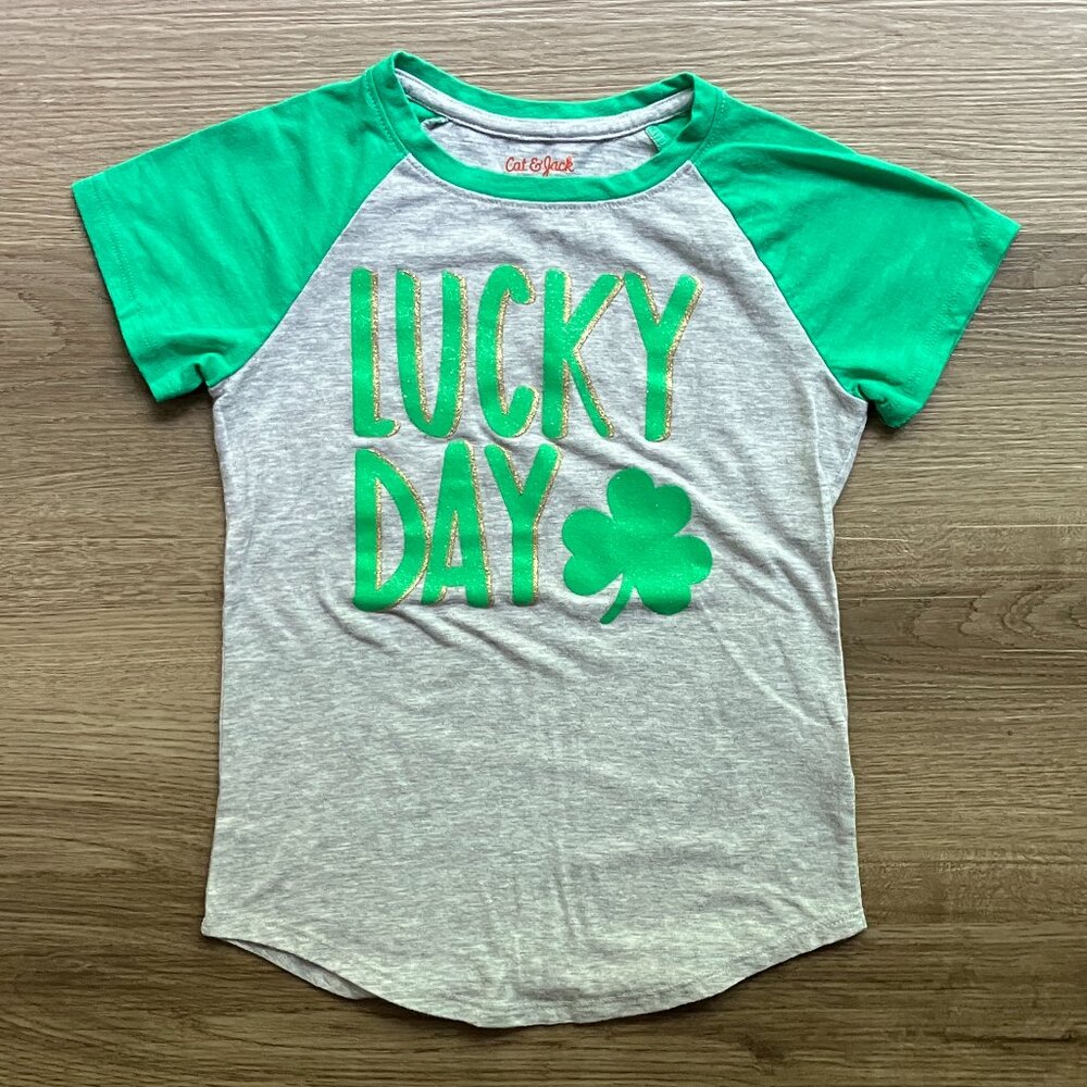 7/8 Cat & Jack Lucky Day Shamrock St. Patrick's Short-Sleeve T-Shirt - Picture 1 of 3